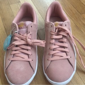 NEW •••PUMA Suede Lace-Up Sneakers - Vikky Classic